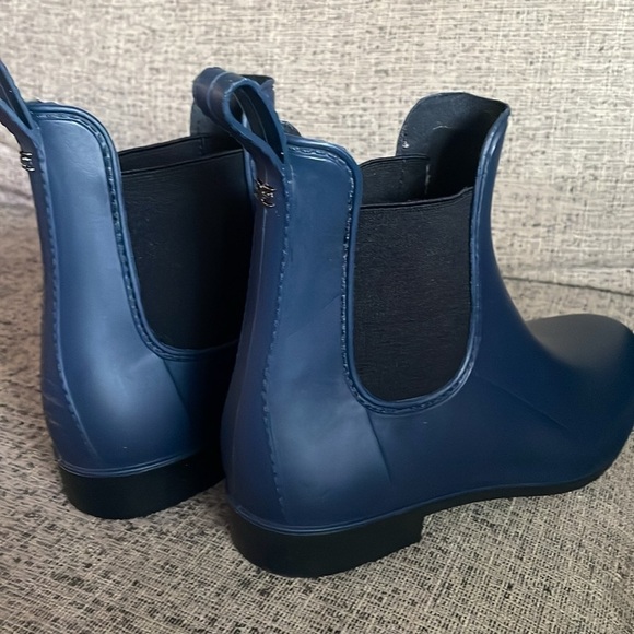 Sam Edleman Tinsley Navy Chelsea Rain Boots Size 9 - Picture 3 of 10